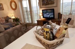 cowslip retreat 16.jpg